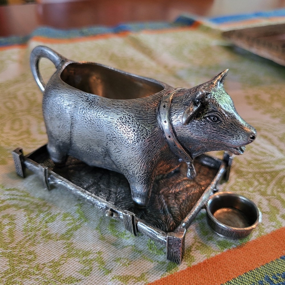 Pierre Deux Cow Creamer with Tray